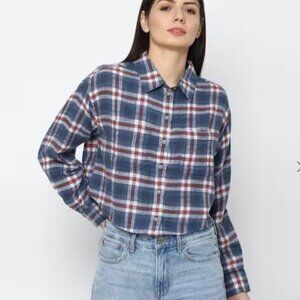 American Eagle Cozy Cabin Cropped Flannel Cotton Plaid Button-down Shirt Medium